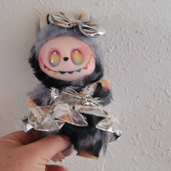 Labubu Silver metallic dress and bow outfit 2 pc no doll - Picture 2 of 10